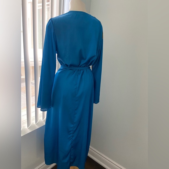 Kimono style dress - Picture 6 of 10